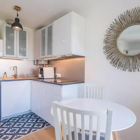 - Cozy At The Gates Of Paris Apartment